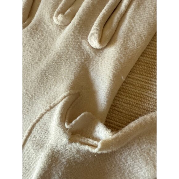 Vintage 1960s White Cotton Gloves – Scalloped Stitch Dress Gloves, Mid Length - Picture 10 of 13